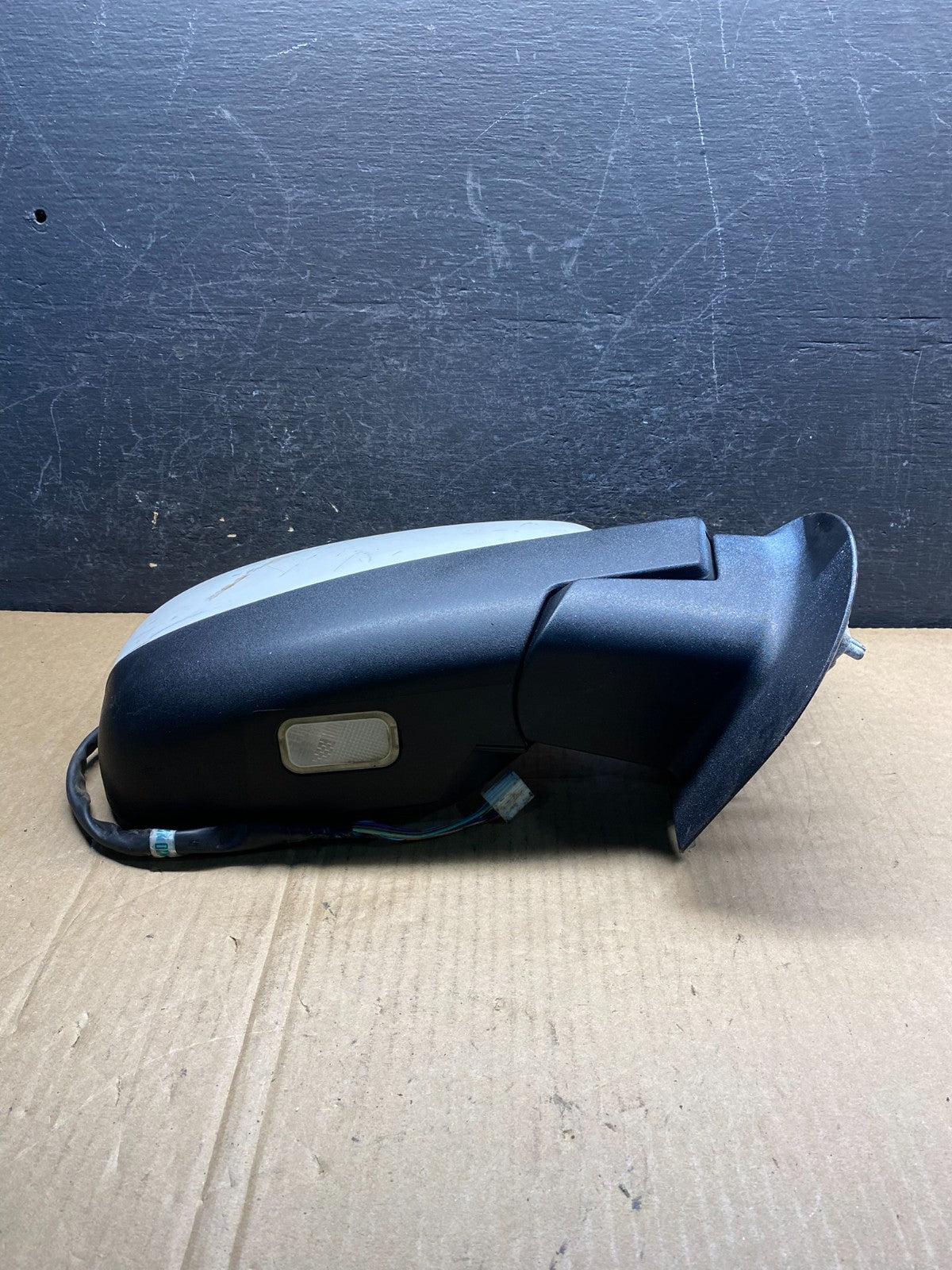 2007 to 2008 Gmc Yukon Right Passenger Turn Signal View Door Mirror AG3713 MS2