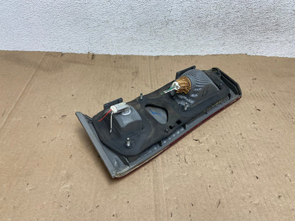 2000 to 2001 Toyota Camry Tail Light Inner Left Driver Lh Inner AE9168 LK5