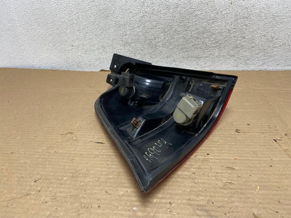 2004 to 2007 Ford Freestar Right Passenger RH Side Tail Light AG9044 LK4