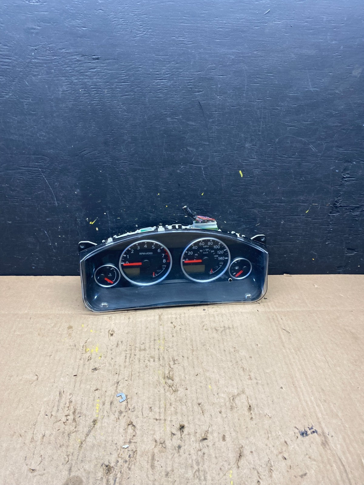2006-2007 Nissan Pathfinder Xterra Cluster Speedometer Instrument OEM P7736 DG0