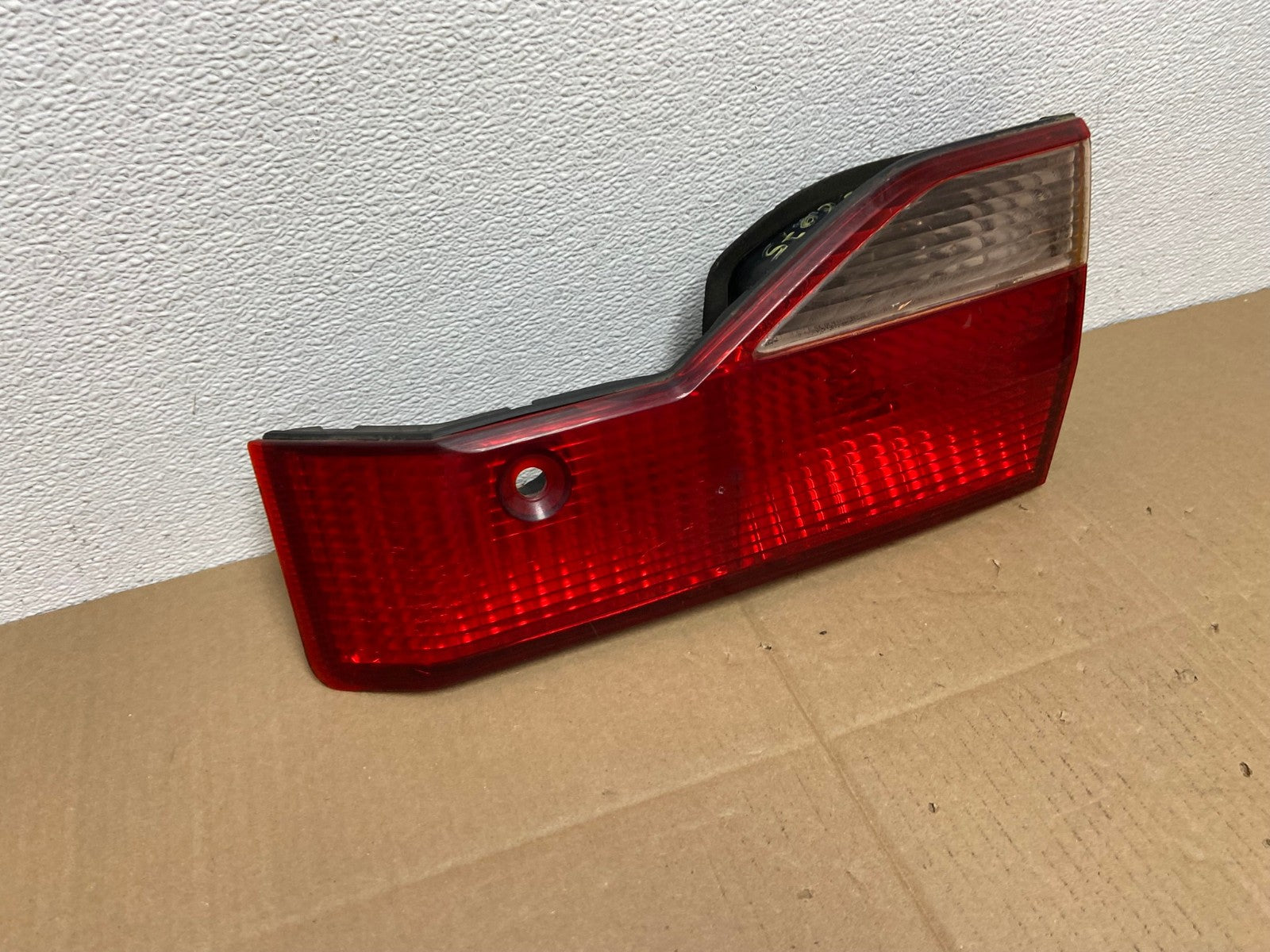 1998 to 2000 Honda Accord Right Passenger Side Inner Tail Light OEM AB8075 LK2
