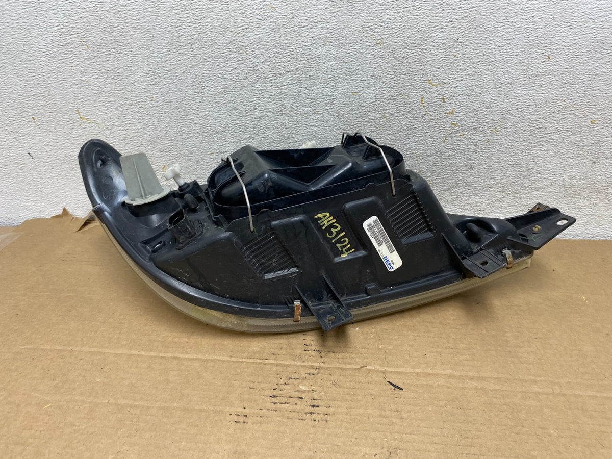 2005 to 2006 Mercedes Sprinter Headlight Left Driver Side Halogen DEPO AH3124 DW6
