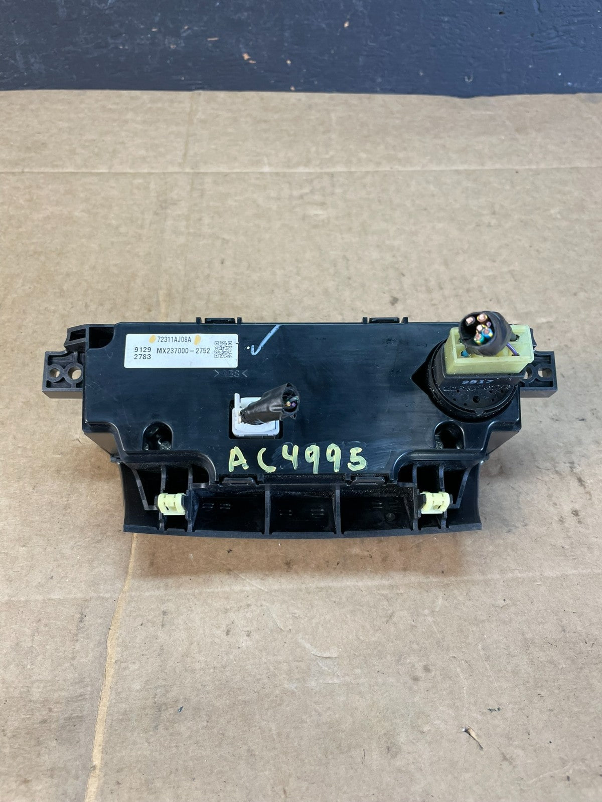 2010 - 2014 Subaru Outback Legacy A/C Heater Climate Control Unit AC4995 DG7