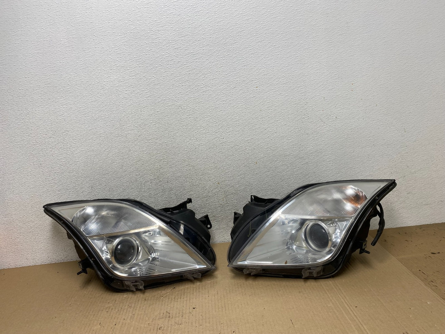 2010 to 2011 Mercury Milan Headlight Left+Right Headlights Halogen AF5851 DW0
