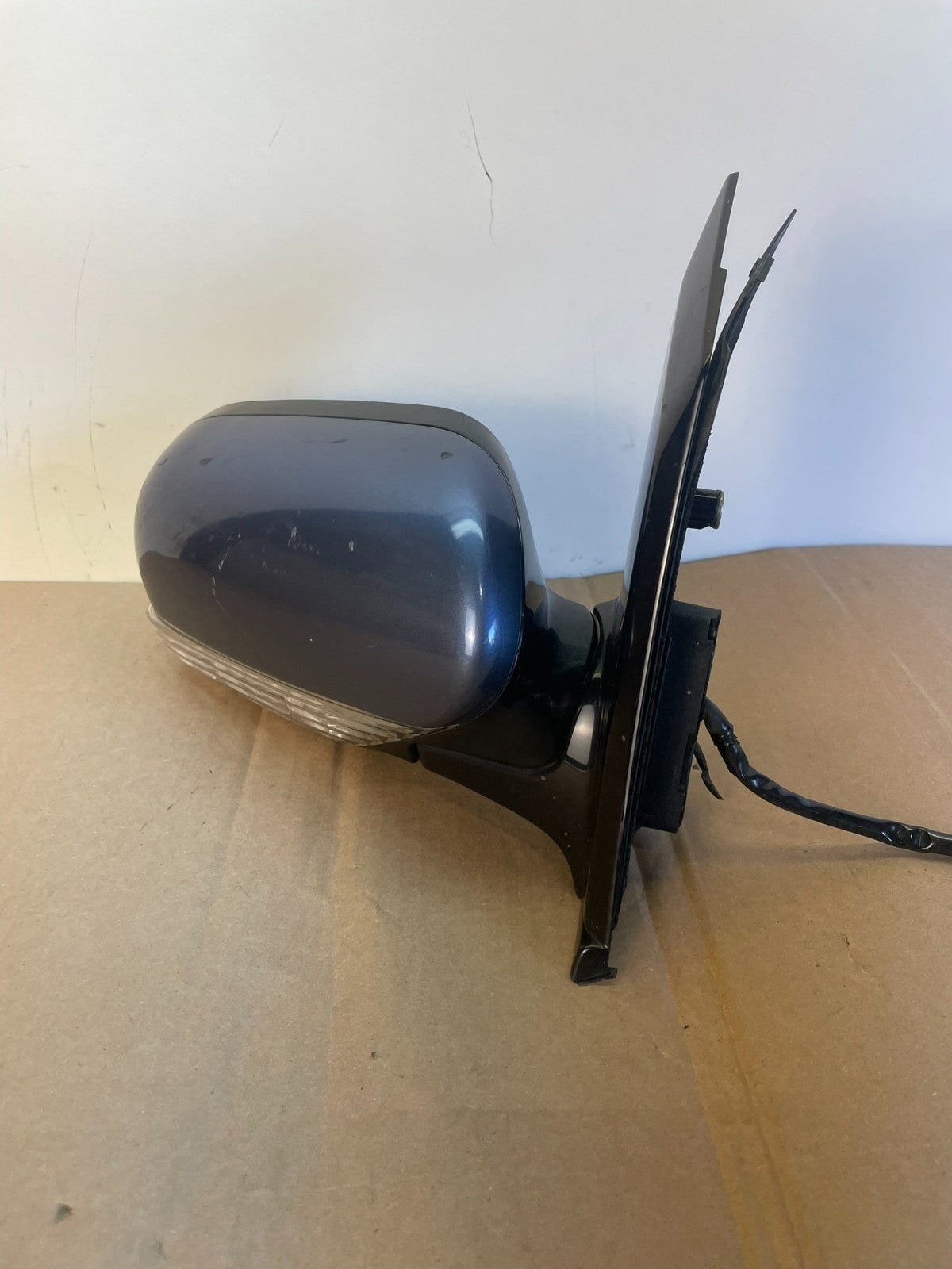 2006 to 2007 Subaru B9 Tribeca Right Passenger Door Turn Signal Mirror AG7808 DW1
