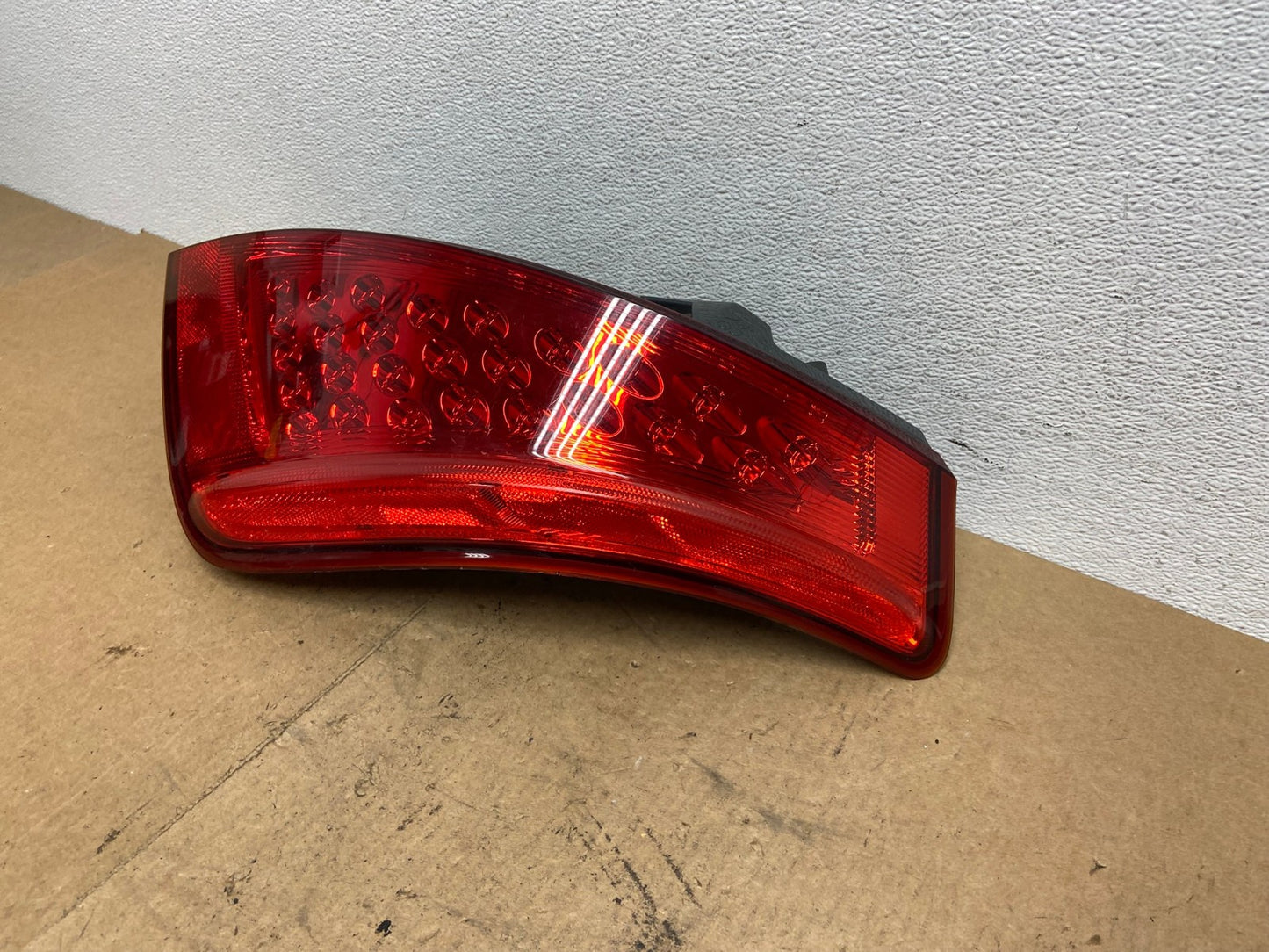 2006 to 2007 Nissan Murano Right Passenger Rh Side Tail Light AC3471 LK1