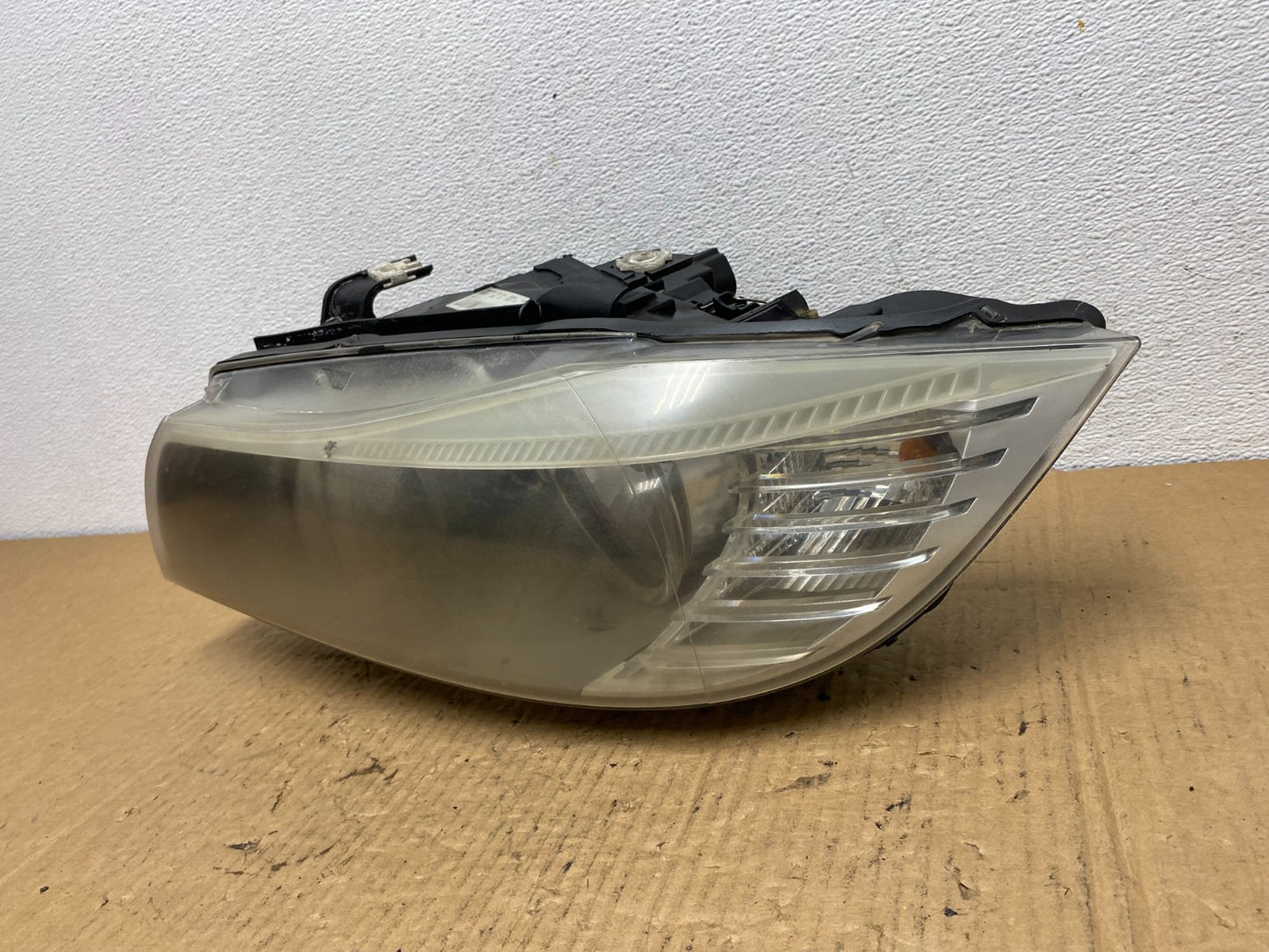 2009-2011 Bmw 3 Series 328i 4/D Sedan Left Driver Headlight Halogen AC7800 DW1