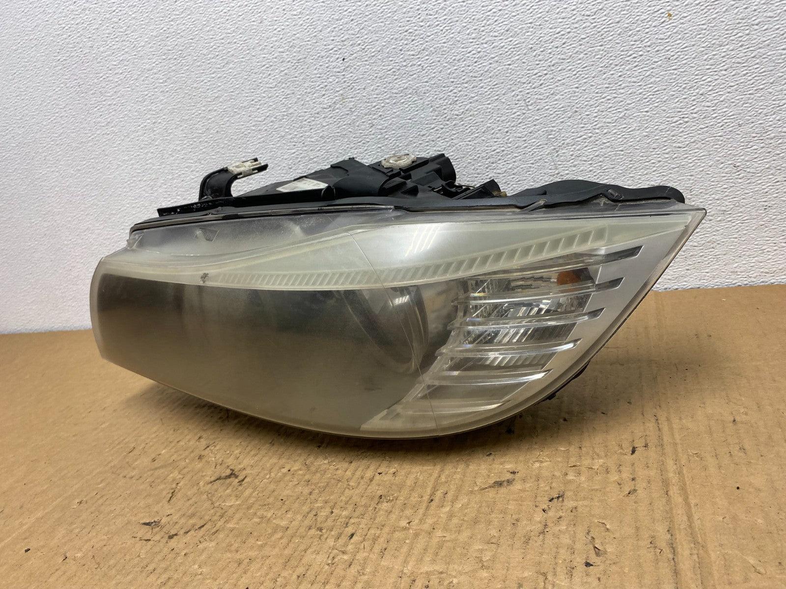 2009-2011 Bmw 3 Series 328i 4/D Sedan Left Driver Headlight Halogen AC7800 DW1