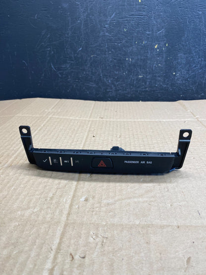 2013 - 2017 Buick Enclave Center Dash Hazard Waring Multi Switch AC9362 DG0