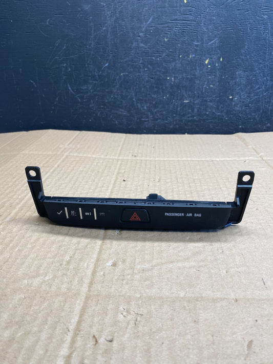 2013 - 2017 Buick Enclave Center Dash Hazard Waring Multi Switch AC9362 DG0