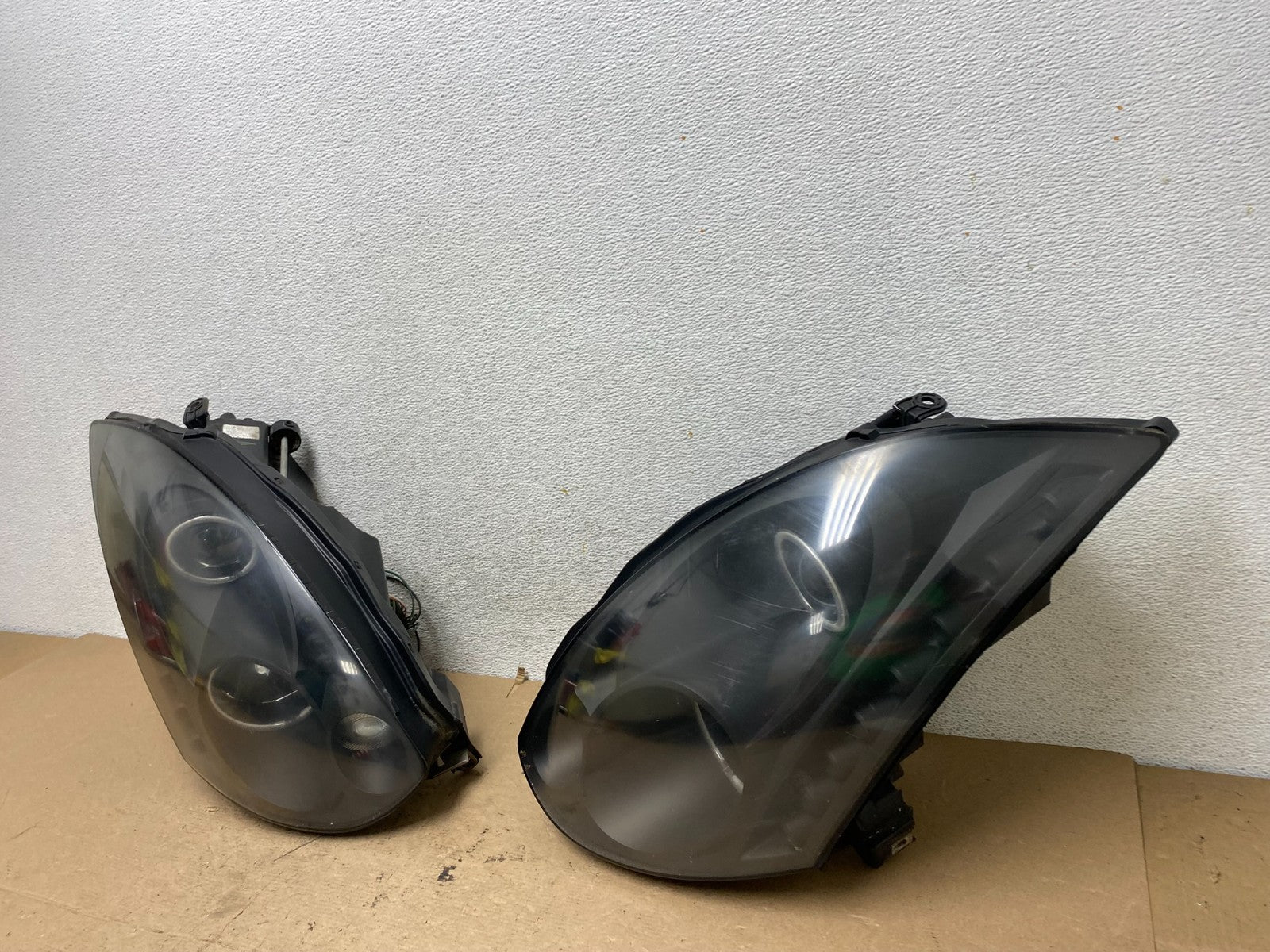 2003 to 2007 Infiniti G35 Coupe Left+Right Side Headlights AF50341
