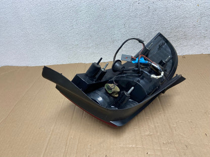 2000 - 2003 Mercury Sable Sedan Right Passenger Rh Side Tail Light AE8919 LK4