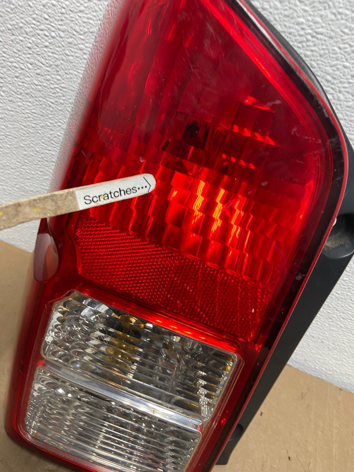 2005 to 2012 Nissan Pathfinder Tail light Left Driver Lh Side Oem AB6639 LK3