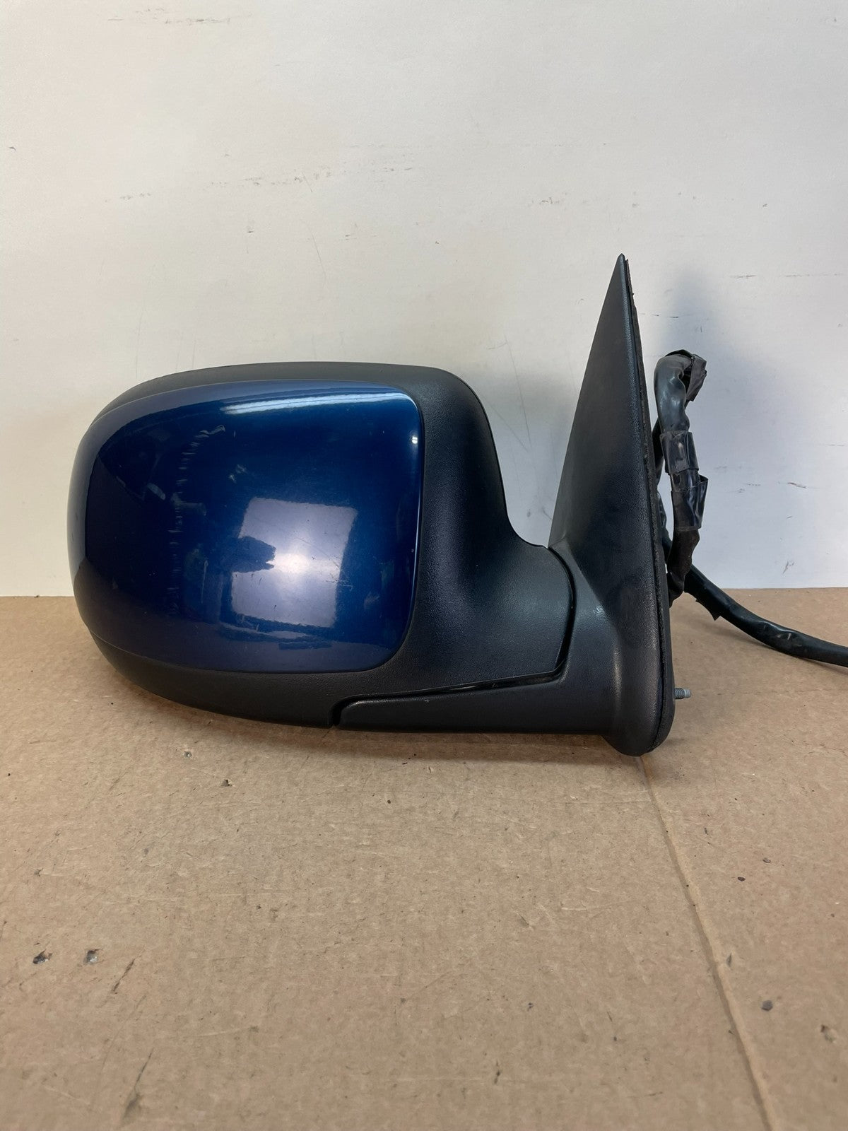 2003 to 2006 Gmc Yukon Right Passenger Turn Signal View Door Mirror AH6214 DW0