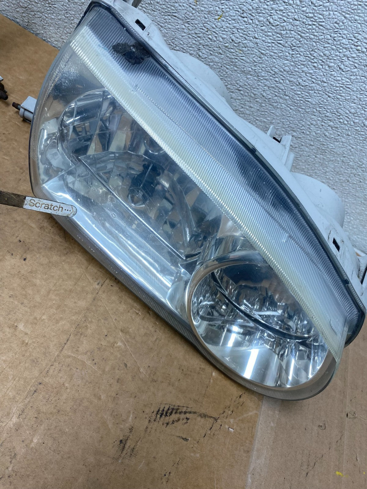 2001-2002 Toyota Corolla Right Left Side Halogen Headlights OEM S6921 PS4