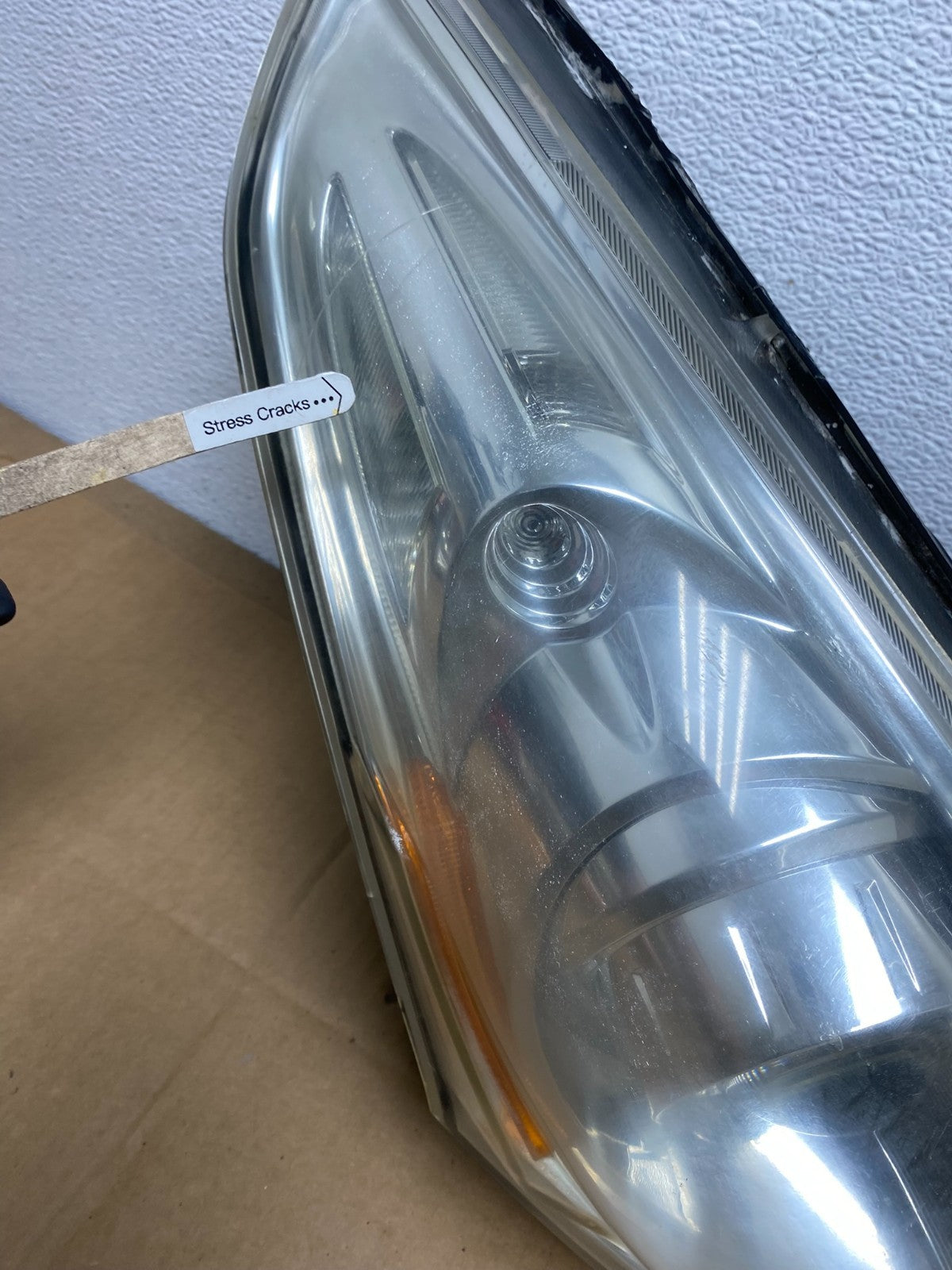 2010-2012 Infiniti G37 Right Passenger Side Xenon HID Headlight AD0729 DW4