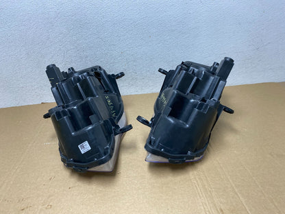 2008 to 2016 Chrysler Town and Country Left+Right Side Headlights AF9905 DW10