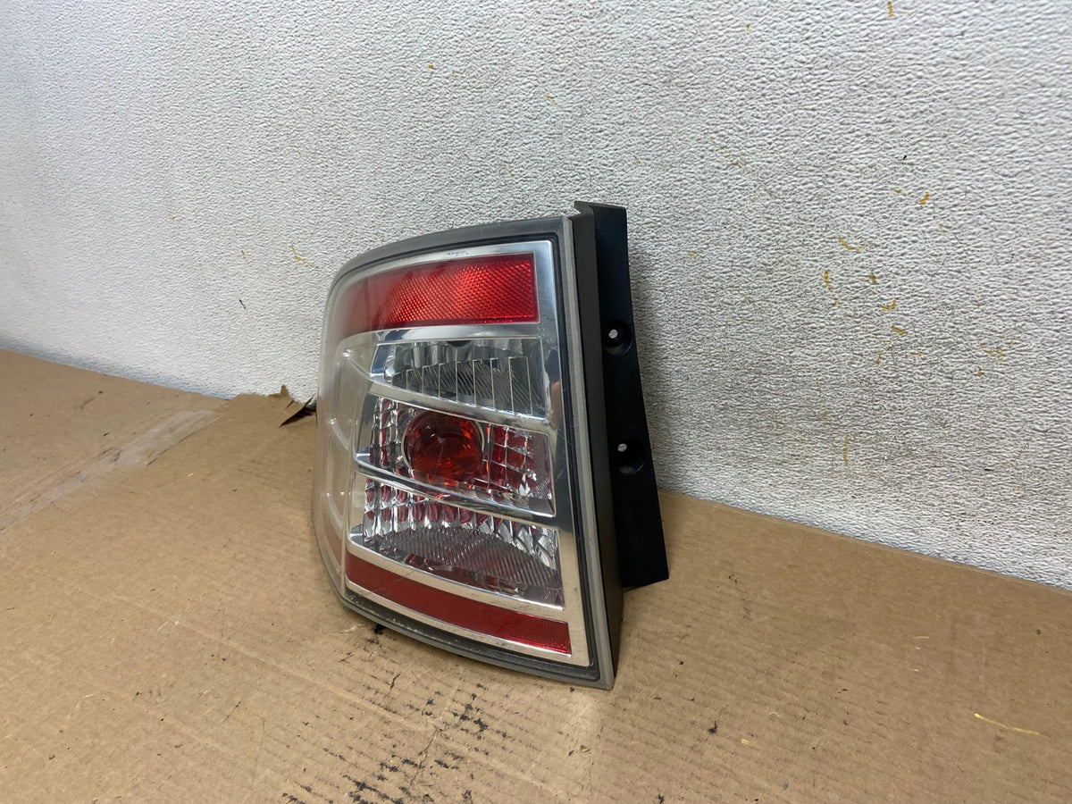 2007 to 2010 Ford Edge Tail light Left Driver Side AH4160 LK2