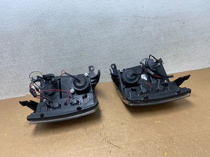 2007 to 2014 Chevrolet Silverado Left+Right Side Headlights Z7065 DG9
