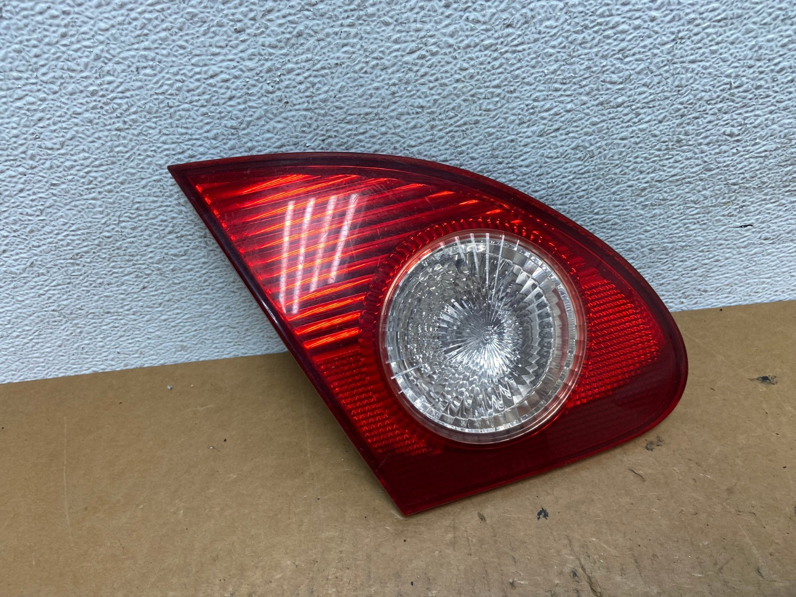 2003 - 2008 Toyota Corolla Inner Left Driver Lh Side Tail Light AE2685 LK0