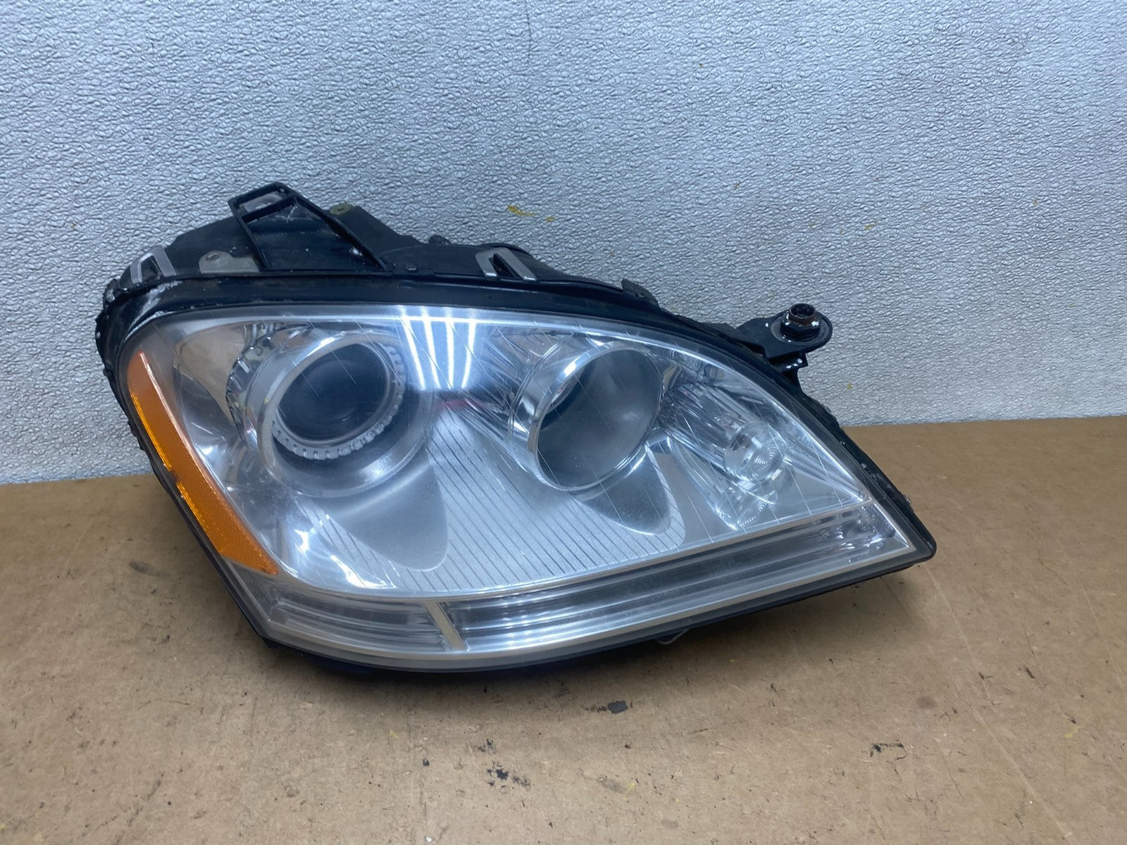 XENON 2006-2009 Mercedes-Benz ML-Class Headlight Right Passenger X6711 DW0