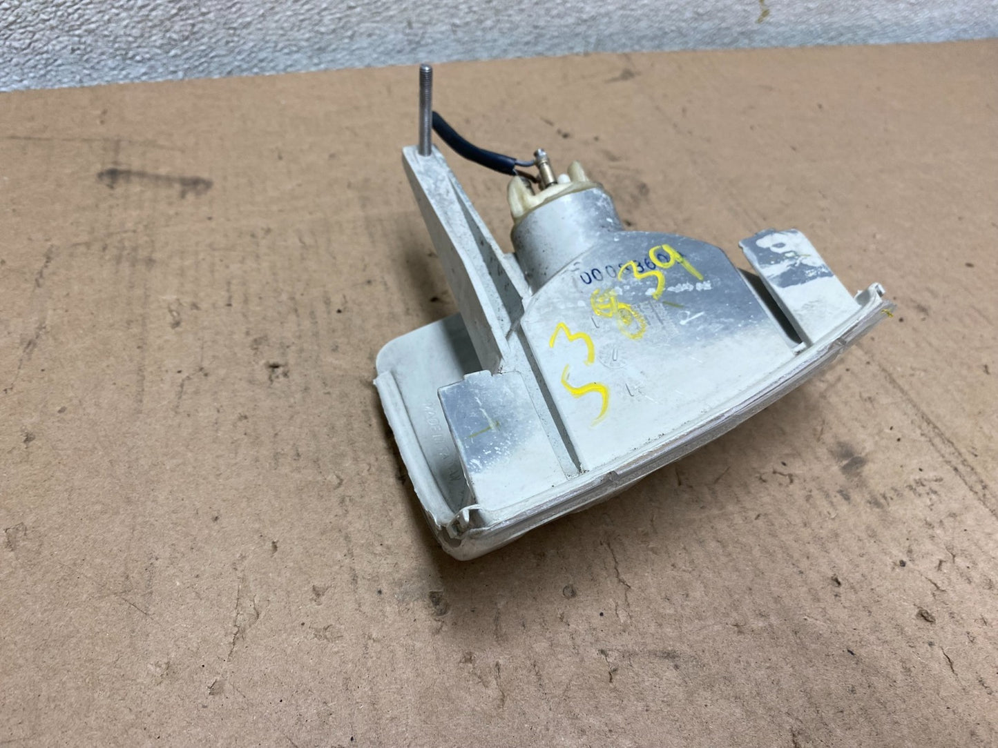 1982 to 1993 Mercedes-Benz W201 190E 190D Front Left Clear Corner S3839 PS5