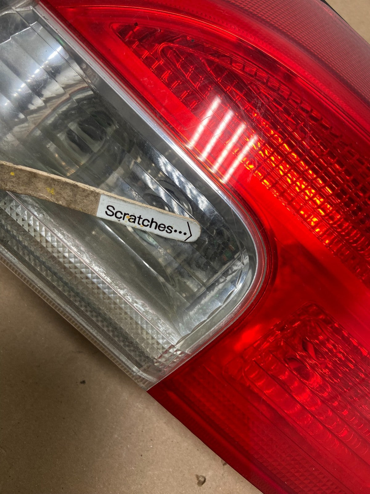 2010 - 2017 GMC Terrain Tail Light Inner Right Passenger Rh Oem AB6782 DW3