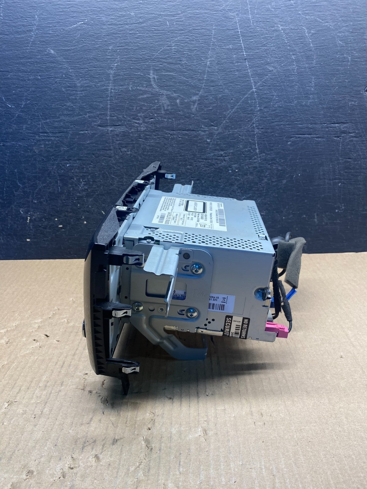 2014 to 2016 Nissan Rogue AM FM XM Radio CD Player Screen Receiver AG3831 DG1