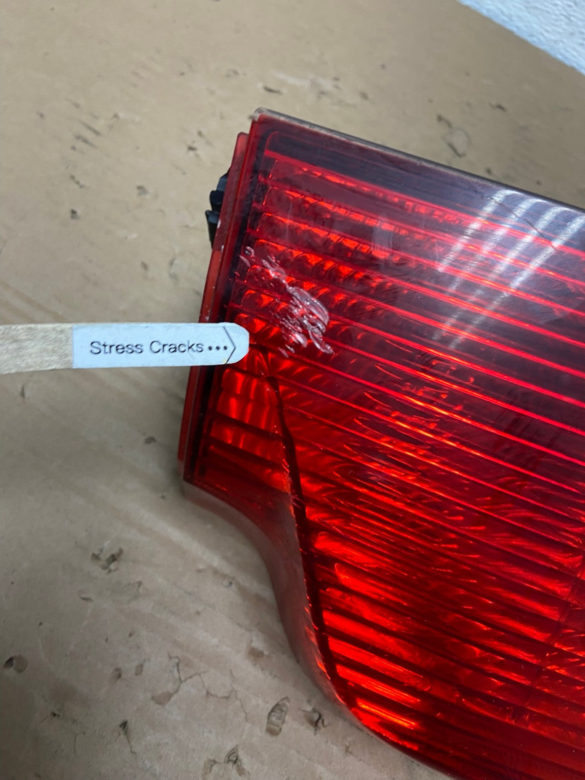 2001 - 2004 Volvo Xc70 V70 Left Driver LH Side Tail Light AD4306 LK3