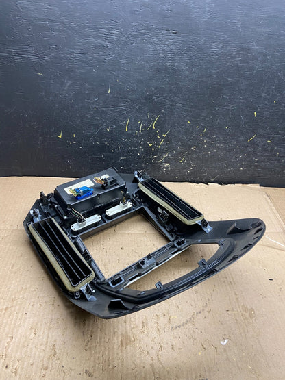 2007 - 2010 Ford Edge Heater Climate Control Radio Control Dash Bezel Y7806 DG5