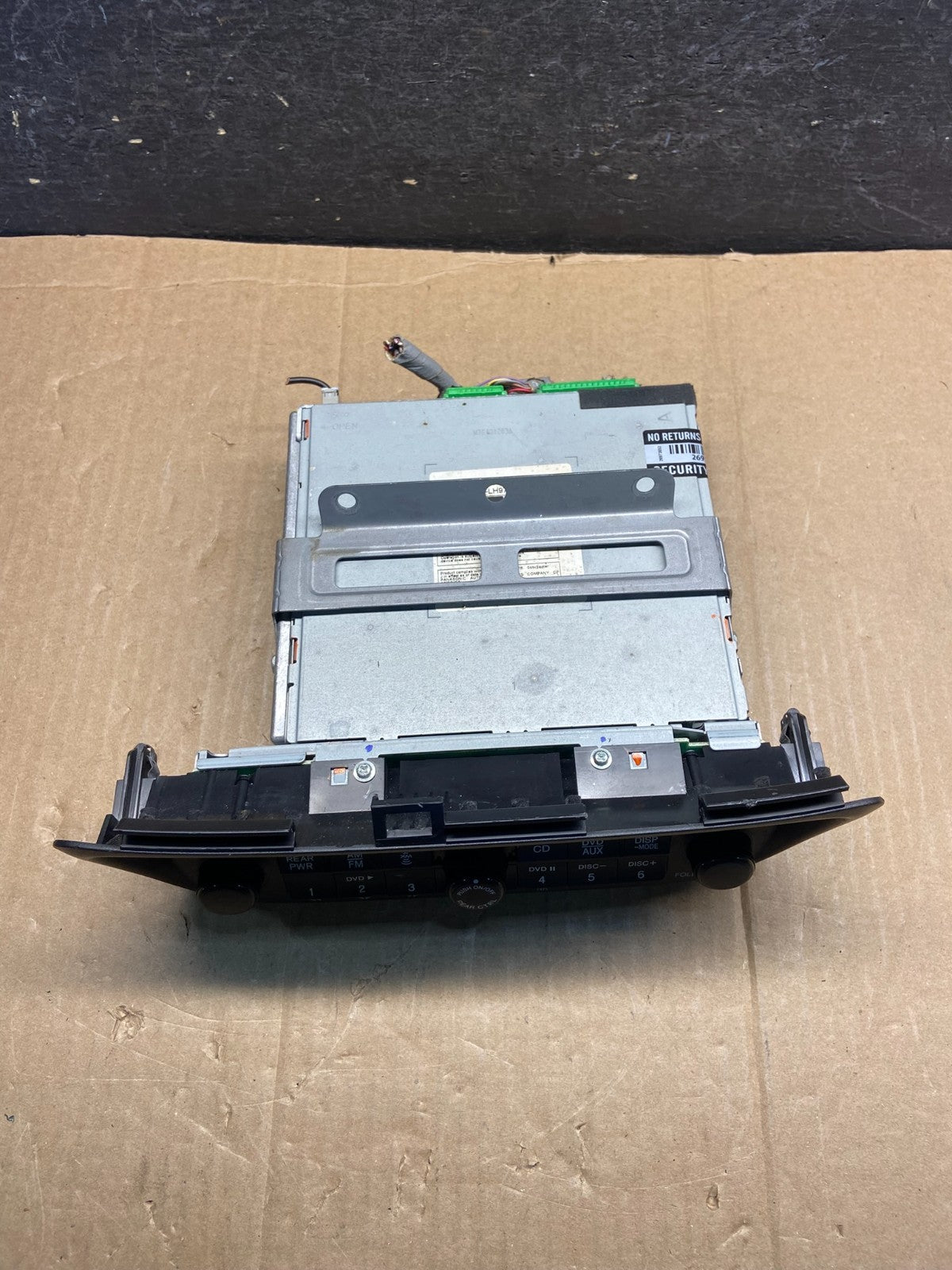 2005 to 2010 Honda Odyssey Am Fm Cd Player Radio Receiver AG1698 DG3