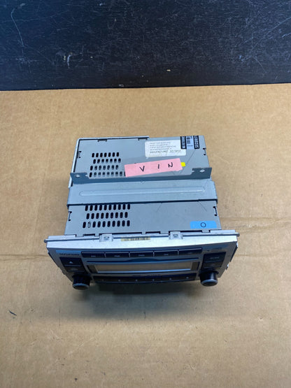 2007 to 2009 Hyundai Santa Fe AM/FM Radio CD Player AD7332 DG3