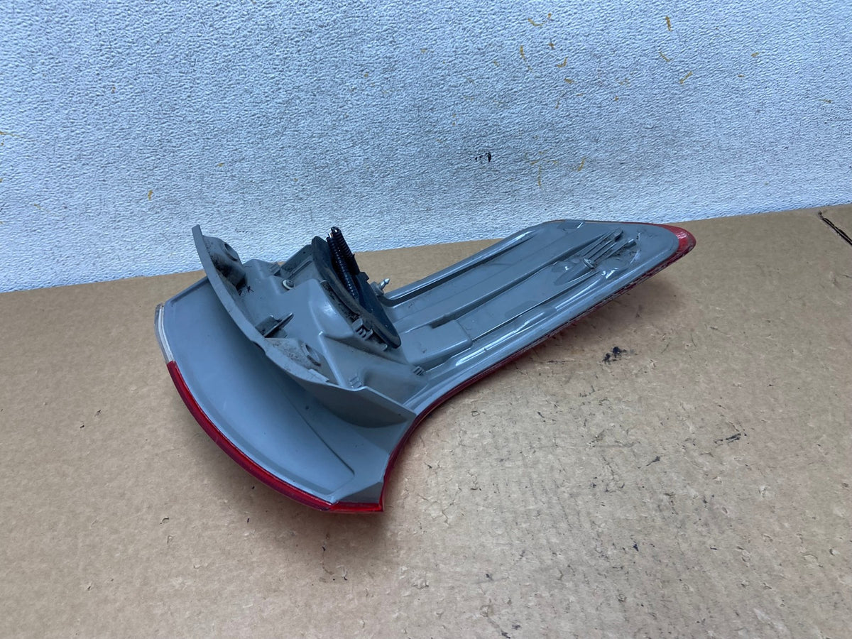 2011 to 2020 Toyota Sienna Right Passenger RH Side Tail Light AI3633 LK5