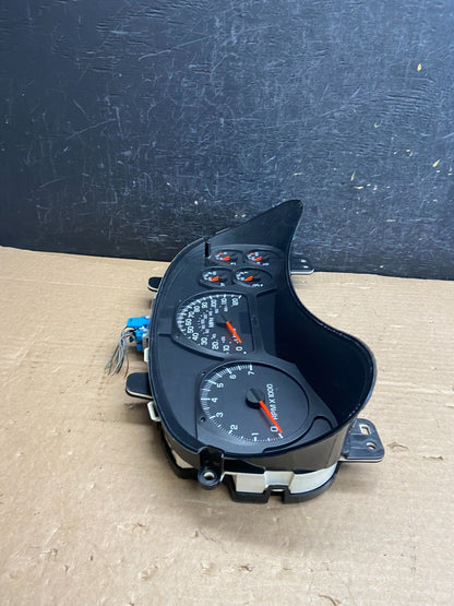 2002 to 2005 Chevrolet Trailblazer Speedometer Cluster Gauge af2554 DG1
