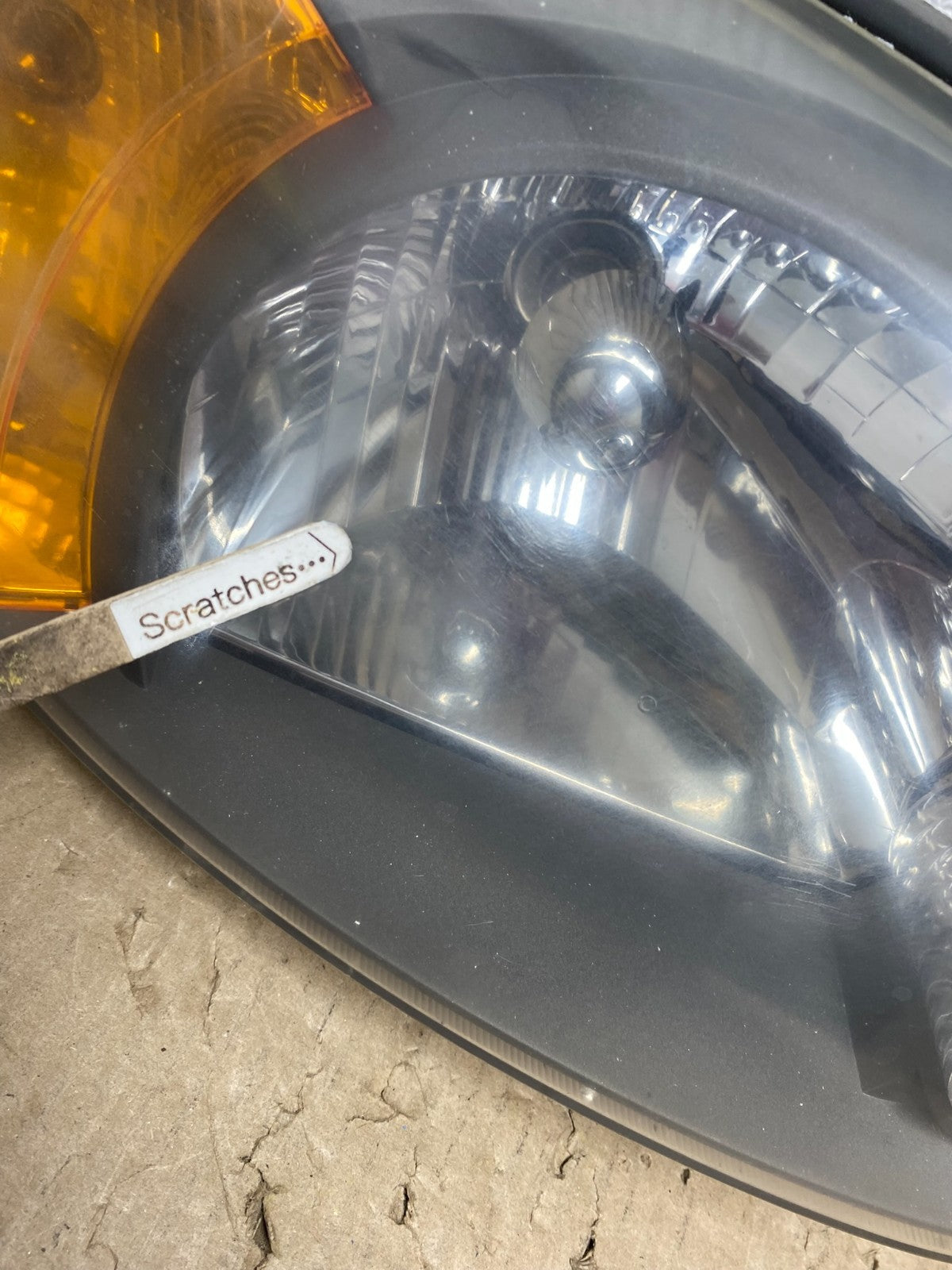 2003 to 2006 Hyundai Accent Left+Right Halogen Headlights AF2824 DW3