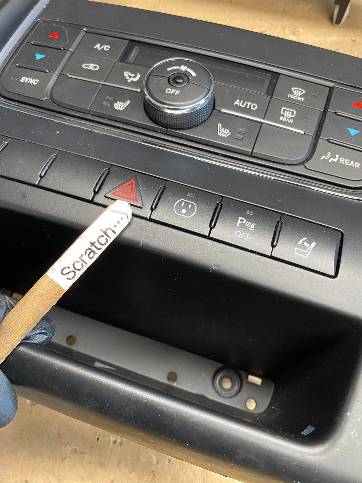 2011-2013 Dodge Durango Auto Dual Heat AC Climate Temperature Control AG6221 DG3