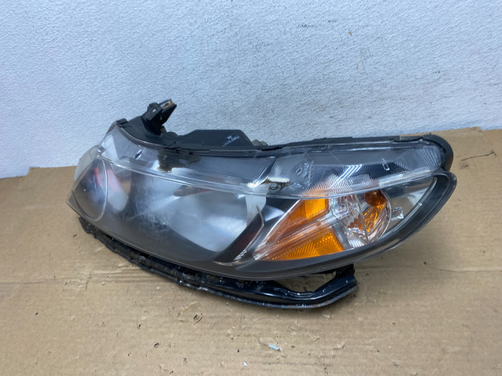 2009 2010 2011 Honda Civic Sedan Left Driver LH Headlight Halogen AD4018 DW1