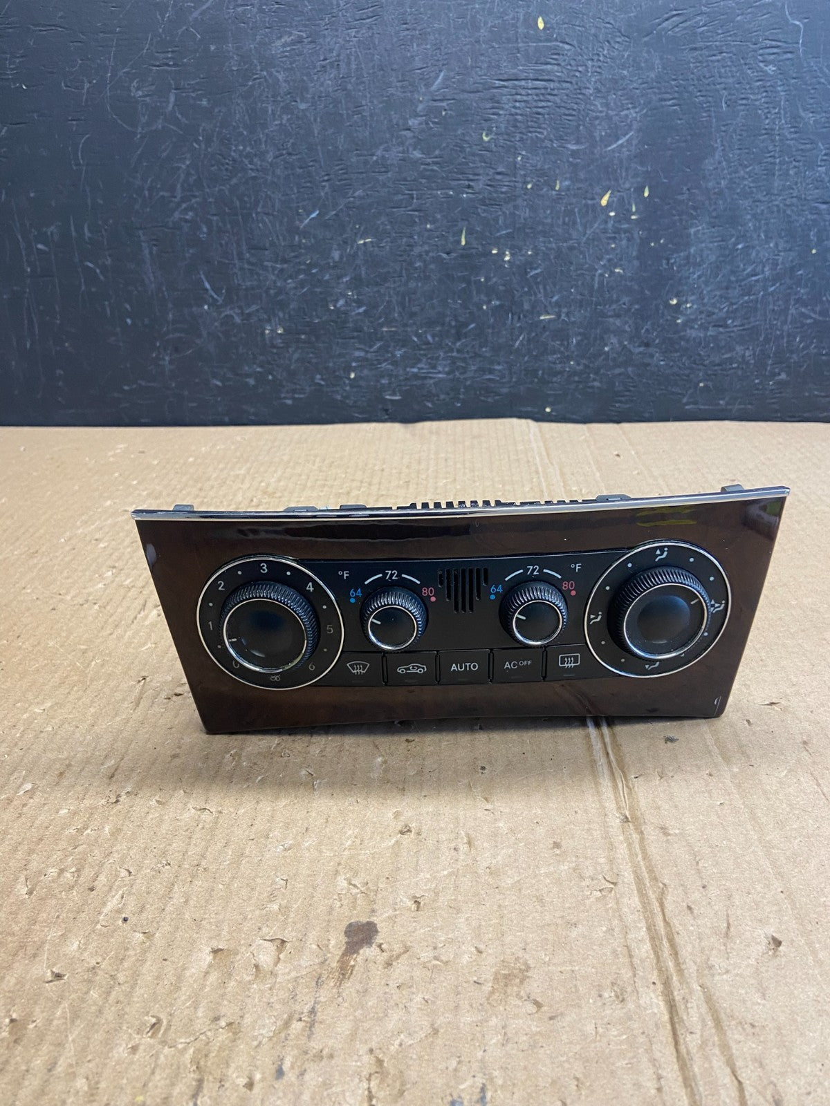 2005-2009 Mercedes W203 C230 C240 A/C Heater Climate Control Trim AE3886 DG0