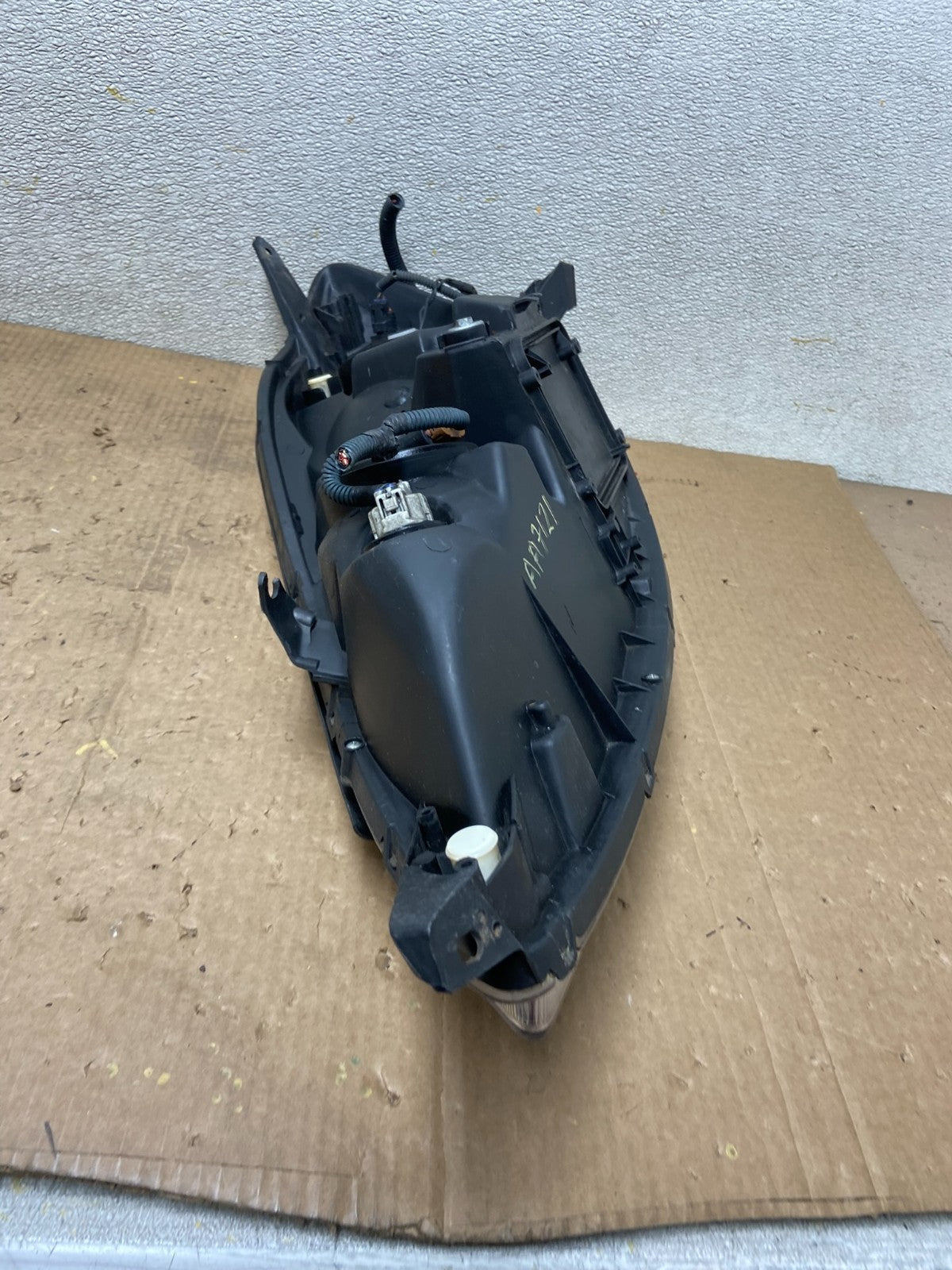 2006 to 2010 Toyota Sienna Right Passenger Rh Side Headlight Halogen AA7121 DW8
