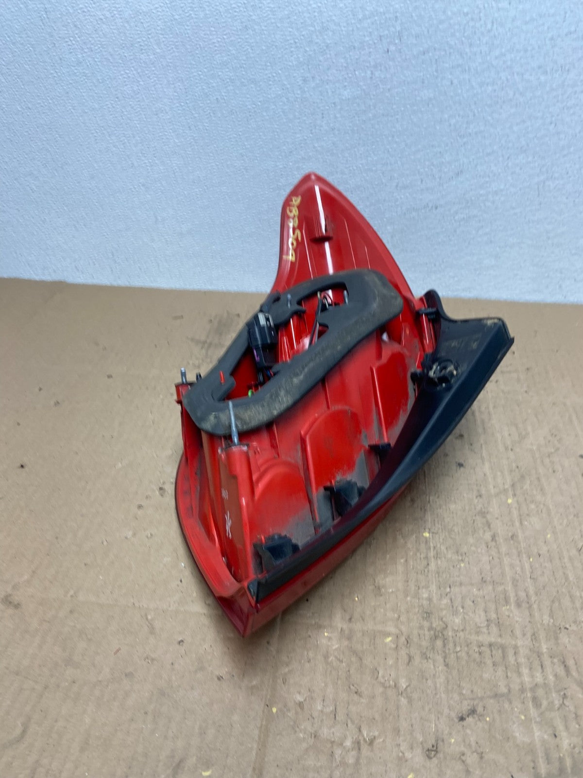2013 to 2016 Buick Encore Right Passenger RH Side Tail Light Oem AB8509  DG4