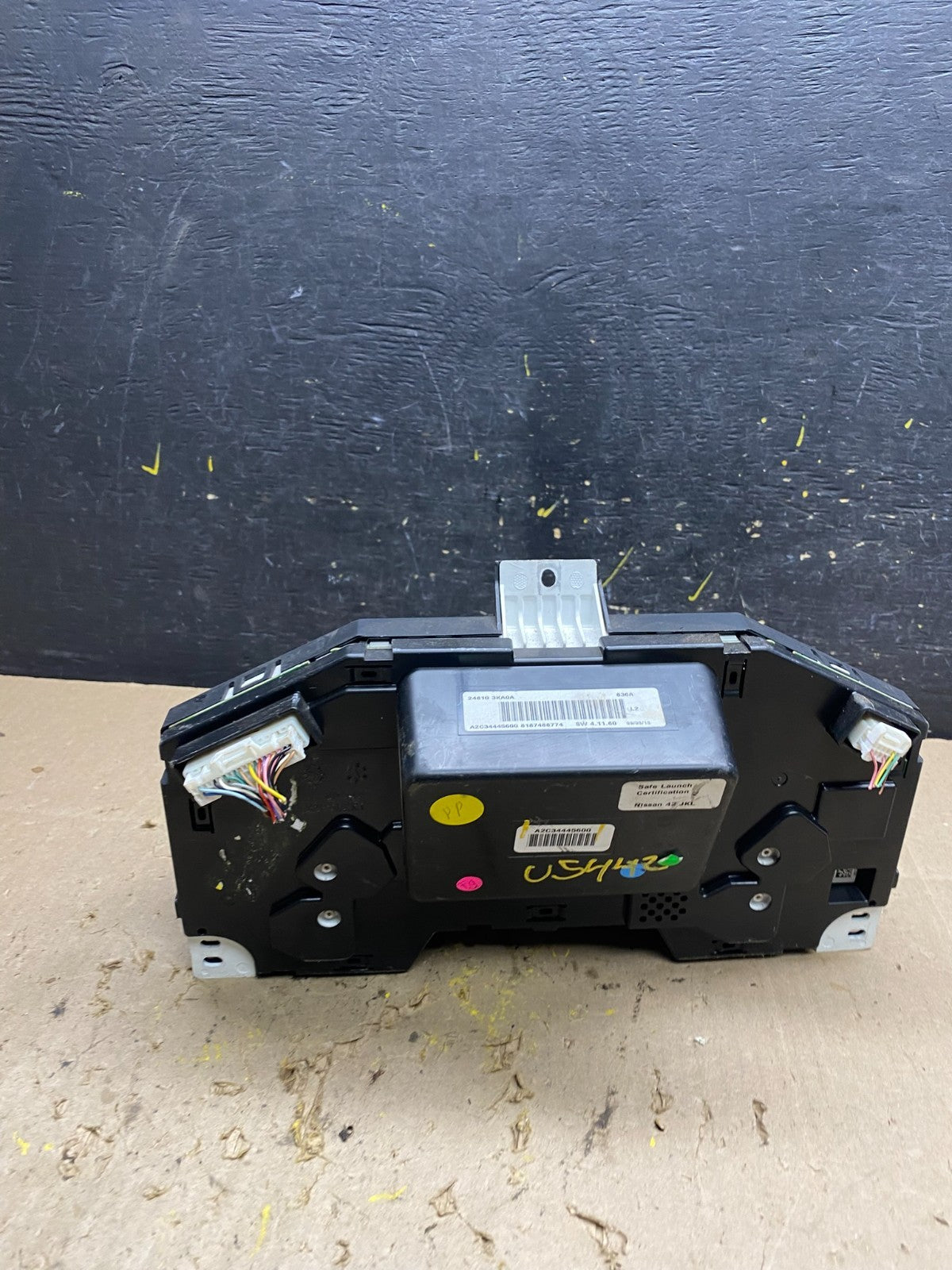 2013 to 2016 Nissan Pathfinder Speedometer Cluster Gauge U5442 DG7