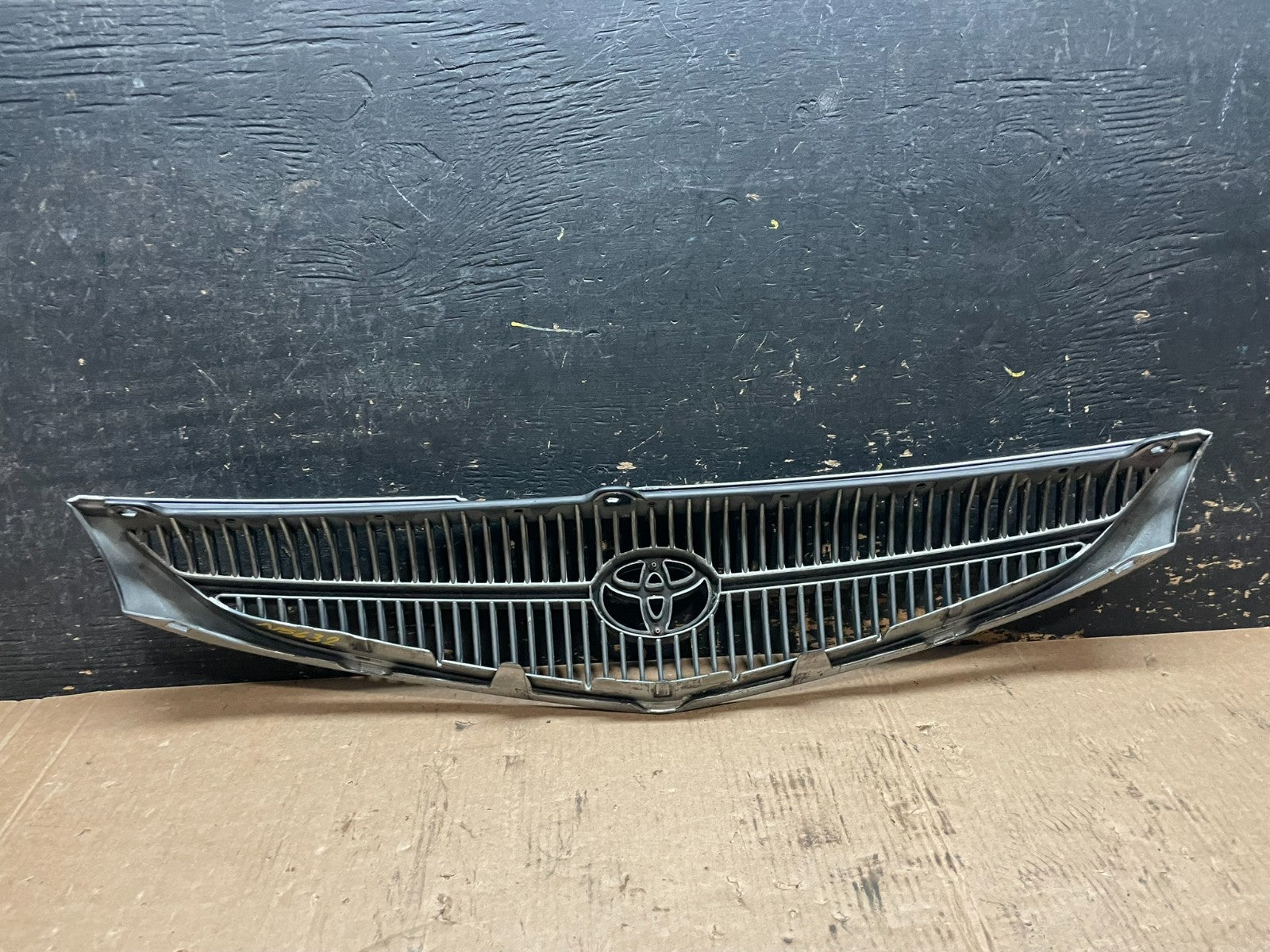 1999 2000 2001 Toyota Solara Front Upper Grill Grille OEM Z5981 DG7