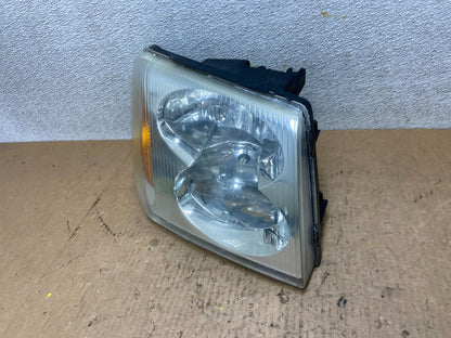 2002 to 2009 Gmc Envoy Right Passenger RH Side Headlight Halogen Z9395 DW1