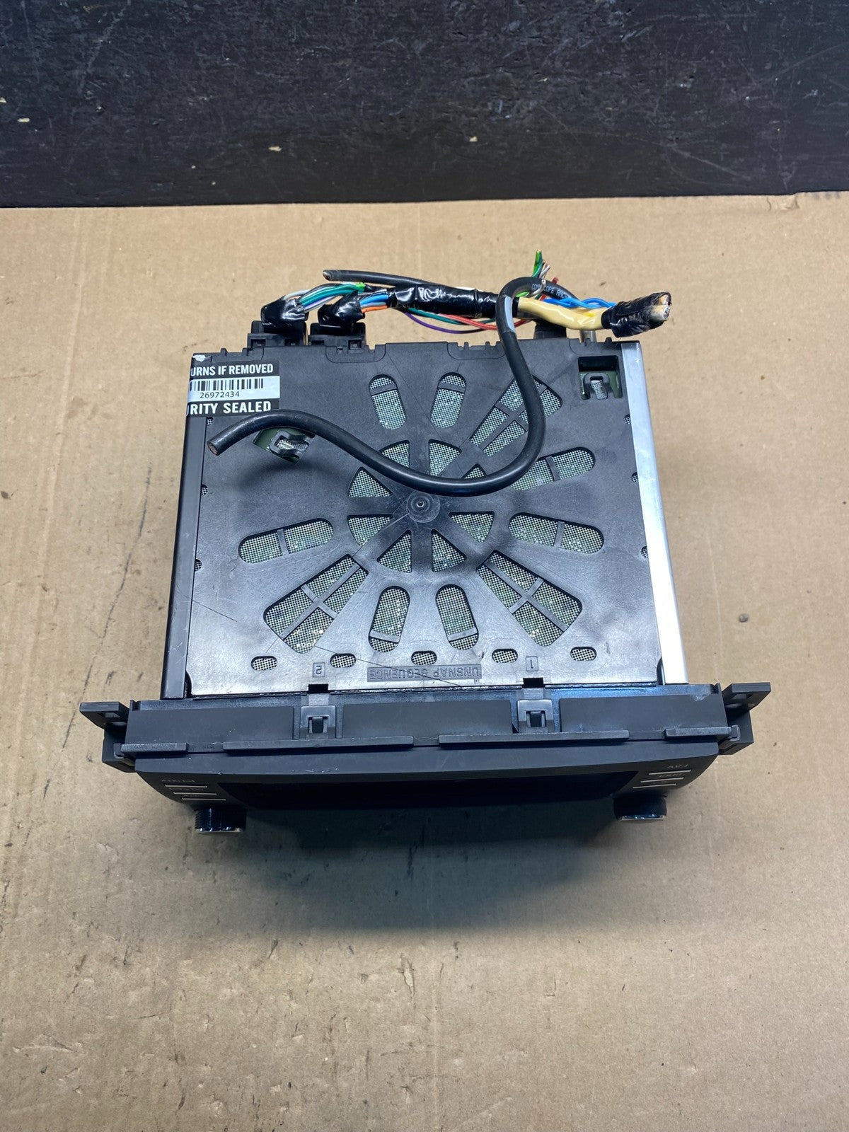 2013 to 2017 Chevrolet Traverse Am Fm Cd Player Radio Screen Display AE7811 DW6