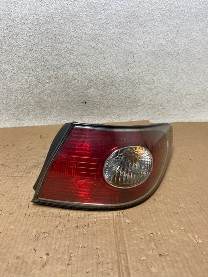 2002 to 2004 Lexus ES300 ES330 Right Passenger Side Tail Light AI5471 LK0