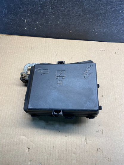 2011 Dodge Charger 5.7L Engine Fuse Box AH1615 DG4