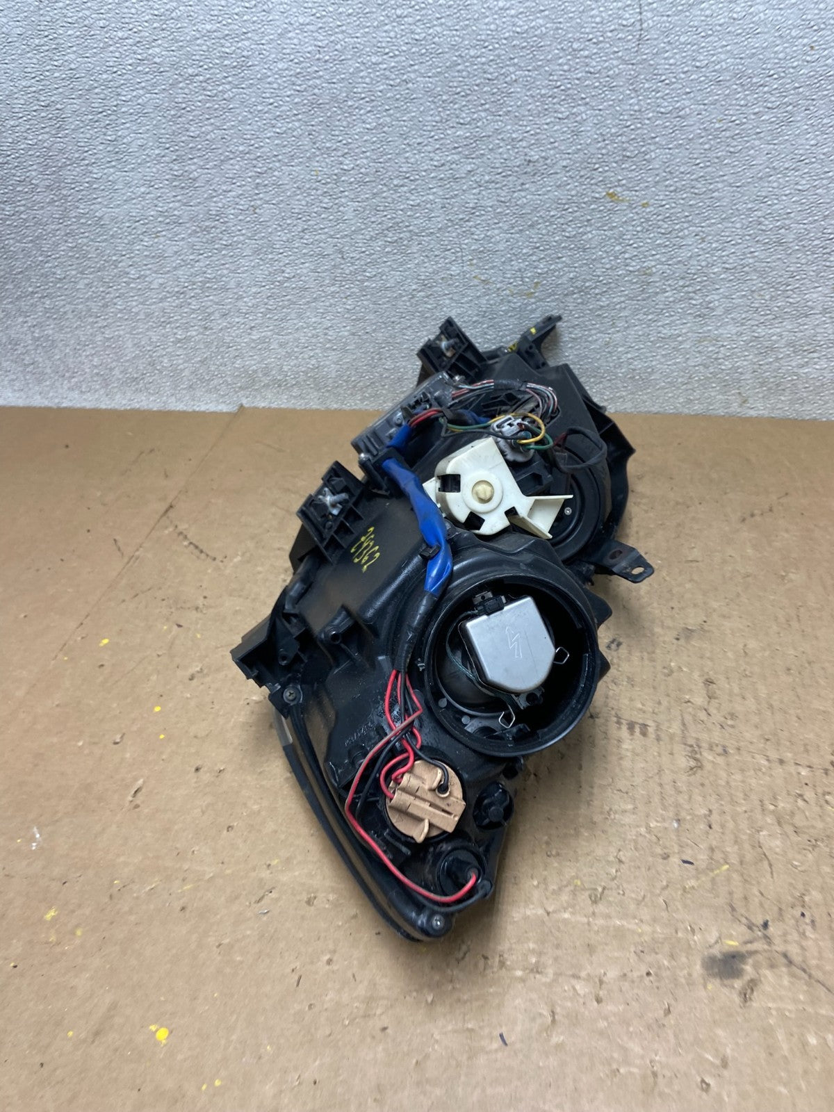 Xenon 2007 to 2009 Mazda CX-7 Right Passenger RH Side Headlight Oem Z9362 DW8
