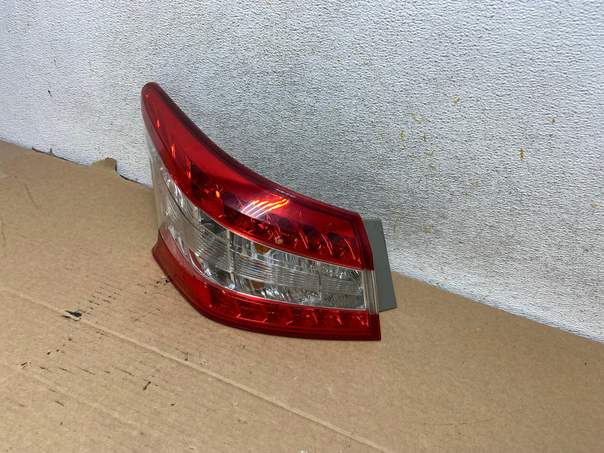 2013 2014 2015 Nissan Sentra Led Left Driver LH Side Tail Light AH7776 LK2