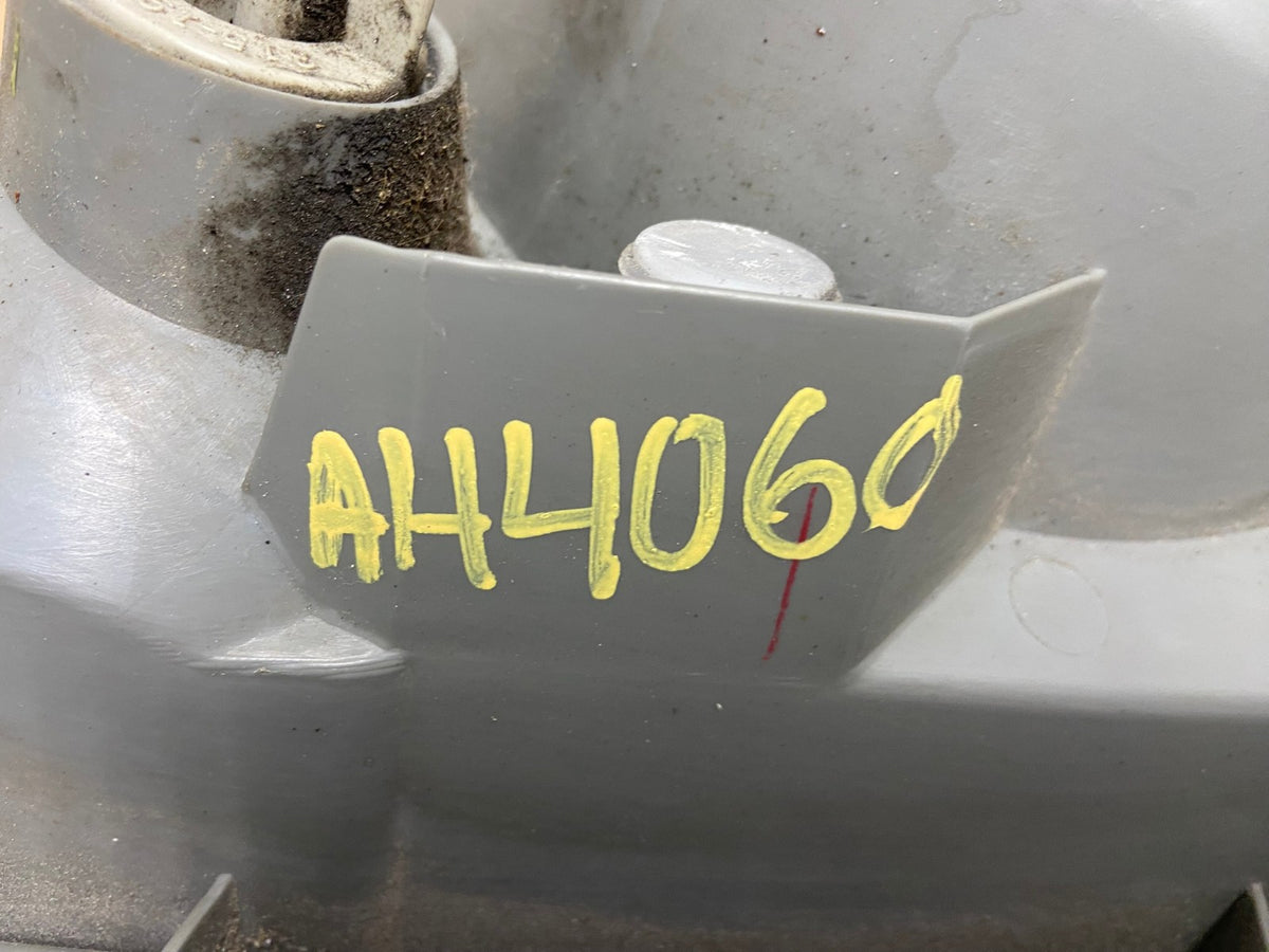 2005 to 2006 Nissan Altima Tail Light Right Passenger RH Side AH4060 LK7