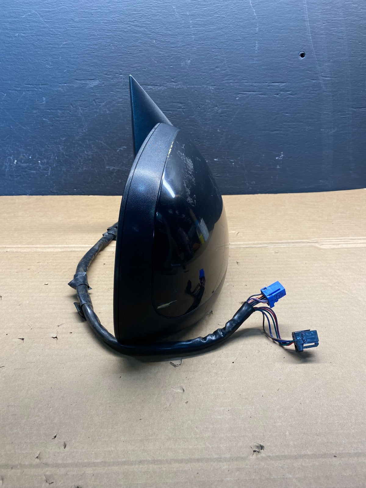 2003 to 2006 Gmc Yukon Right Passenger Turn Signal View Door Mirror AC8756 DG11